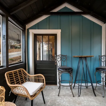Beautiful cabin just seconds from Dale Hollow Lake!