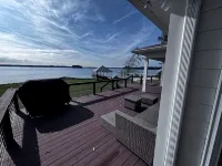 Paradise on Lake Murray, SC with deck, dock, great views, fishing, fire pit. - 4-Star