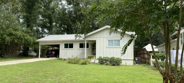 Modern 3 bedroom close to the bay and downtown! Hotels in Fairhope