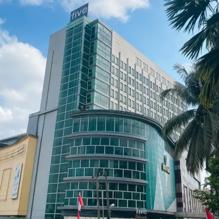 Five Premiere Hotel Samarinda