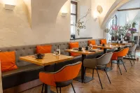 Hotel Maxplatz - parking