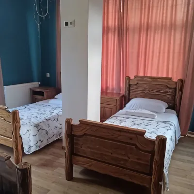 Hotel Bonaventur Hotels near Central City Park