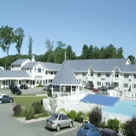 Ogunquit Hotel and Suites