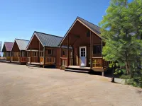 Katie's Cozy Cabins - Parking