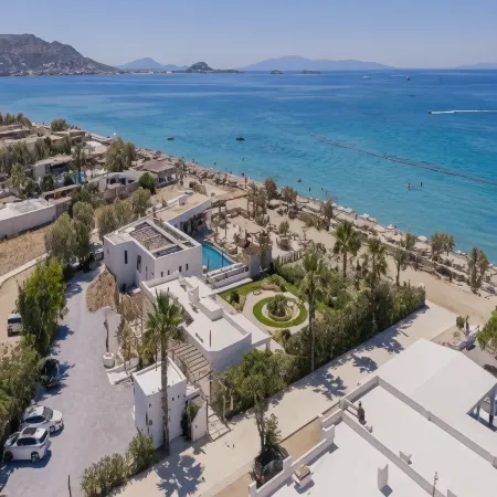 Glaronissi Beach