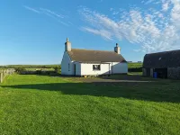 Cosy Highland retreat with countryside and sea views. - 3-Star