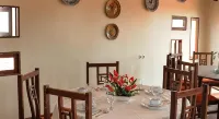 Tetirah Boutique Hotel Salatiga - 2-Star