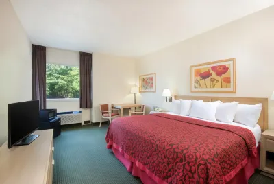 Days Inn by Wyndham Fremont Hotel dekat Clyde, Ohio
