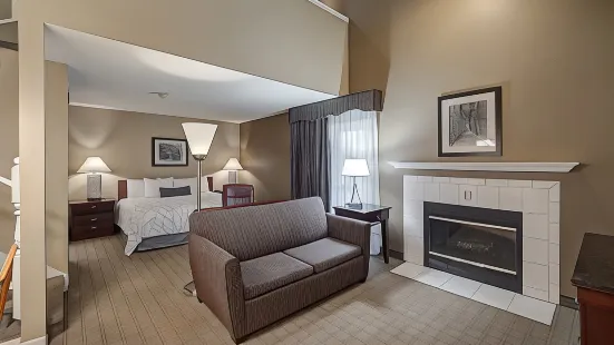 Eastland Suites Extended Stay Hotel & Conference Center Urbana