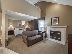 Eastland Suites Extended Stay Hotel & Conference Center Urbana