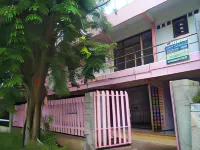Charisma Residence Hotel di Kecamatan Tenggilis Mejoyo