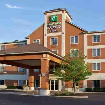 Holiday Inn Express & Suites Ann Arbor West Hotel Exterior