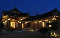 Gyeongju Hwangnamkwan Hanok Hotel