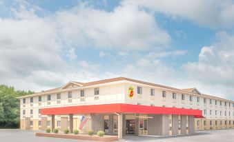 Super 8 by Wyndham Terre Haute