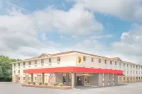 Super 8 by Wyndham Terre Haute