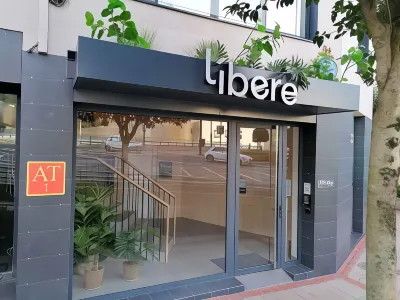 Apartamentos Líbere Bilbao Museo Hotel di Bilbao