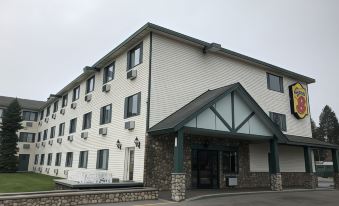 Super 8 by Wyndham Coeur d'Alene
