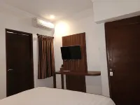Puri Langenarjan Guest House Hotels in Kraton
