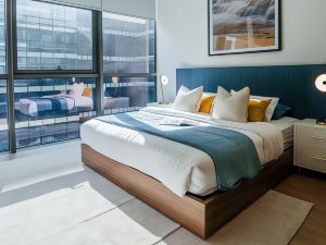 Aya - Sophisticated 1Br Apartment in CityWalk with Views