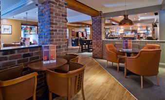 Premier Inn Wolverhampton North