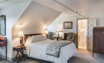 First Colony Inn