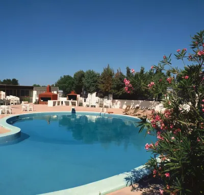 Hotel Califfo Hotels near P.za Melvin Jones