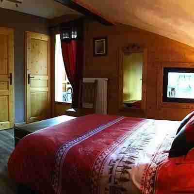 Logis Hôtel Les Ancolies Rooms