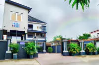 Proxima Centauri Hotel Hotels near Church Of God Mission Int. Inc. WOJI