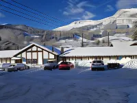 Mountain Lodge Backpackercamp - Parking