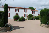 Le Logis de la Lande - โฮมสเตย์