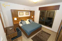 The Royal Luxury Apartments & Studios - Pet friendly