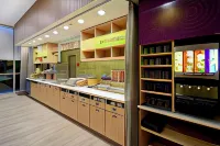 Home2 Suites by Hilton Columbus Downtown - breakfast