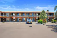 The Settlement Historic Hotel