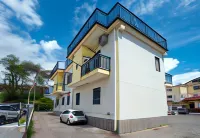 Nives Bed & Breakfast