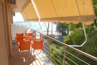 Eleni Kandilari Rooms Hotels in Stomio