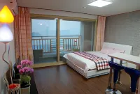 Byeonsanbando Jayjay Resort Hotels in Buan-gun