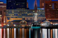 Renaissance Baltimore Harborplace Hotel Hotel dekat Walden University