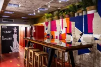 Urbany Hostel BCN Go! - hostel