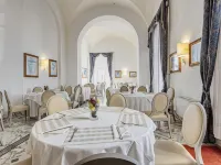 Hotel de La Ville Hotels in Civitavecchia