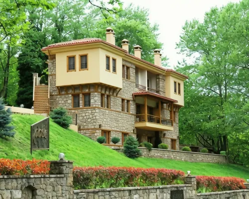 Roes Suites Hotels in Almopia