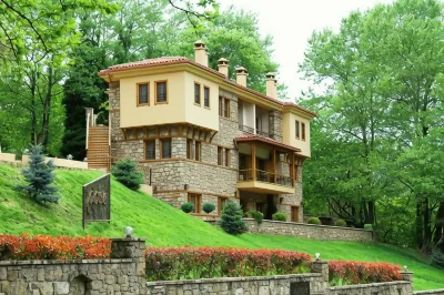 Roes Suites Hotels in Vegoritida