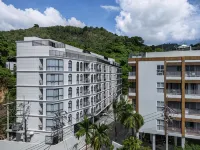 Palmetto Park Hotel & Residence