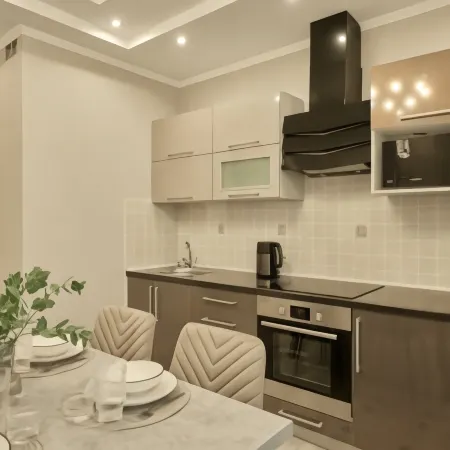 EuroUyut on Popovich Lane 6 Отели рядом с достопримечательностью «Касцёл Святога Францішка Ксаверыя»