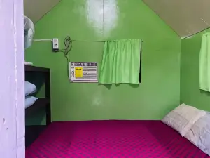 Roca's Homestay Backpackers Chalet