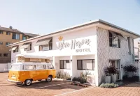 Blue Heron Boutique Motel - Beach
