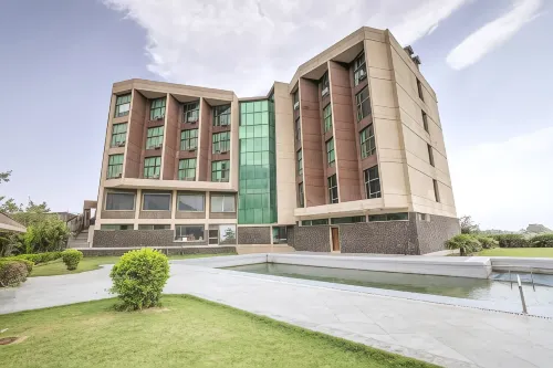 Hotel Devi Grand - Katra