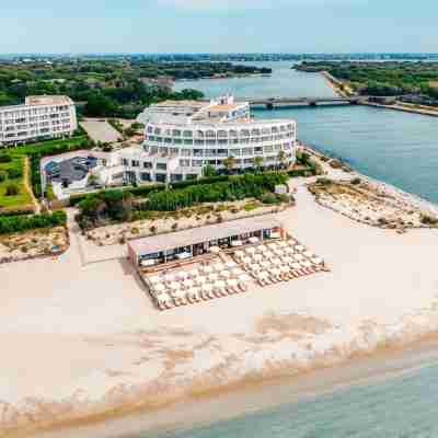 Hôtel La Plage 5 étoiles, La Grande-Motte Hotel Exterior
