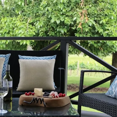 Upper Reach Spa Cottage Hotels near Pullman Park