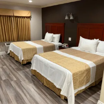 Travelodge by Wyndham Brea