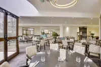 Hôtel Mercure Maurepas Saint-Quentin Hotels in Maurepas